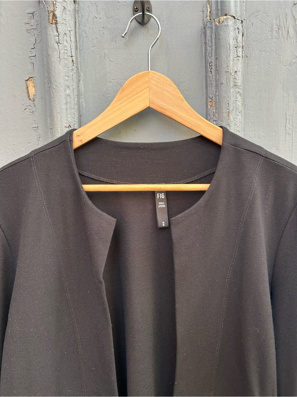 FIG Clothing Black Aly Blazer Cardigan, size M - Picture 9 of 13